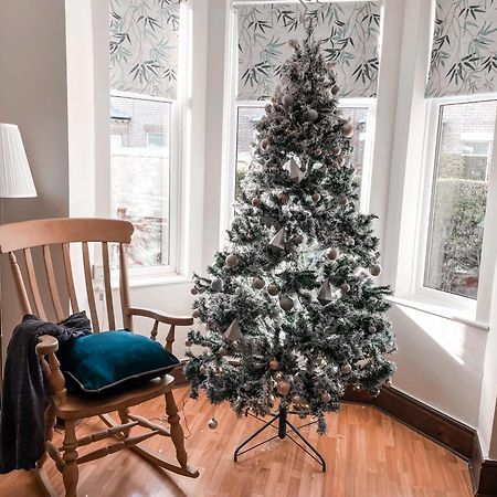 The Groves - Quaint Victorian Home - Free Parking York Luaran gambar