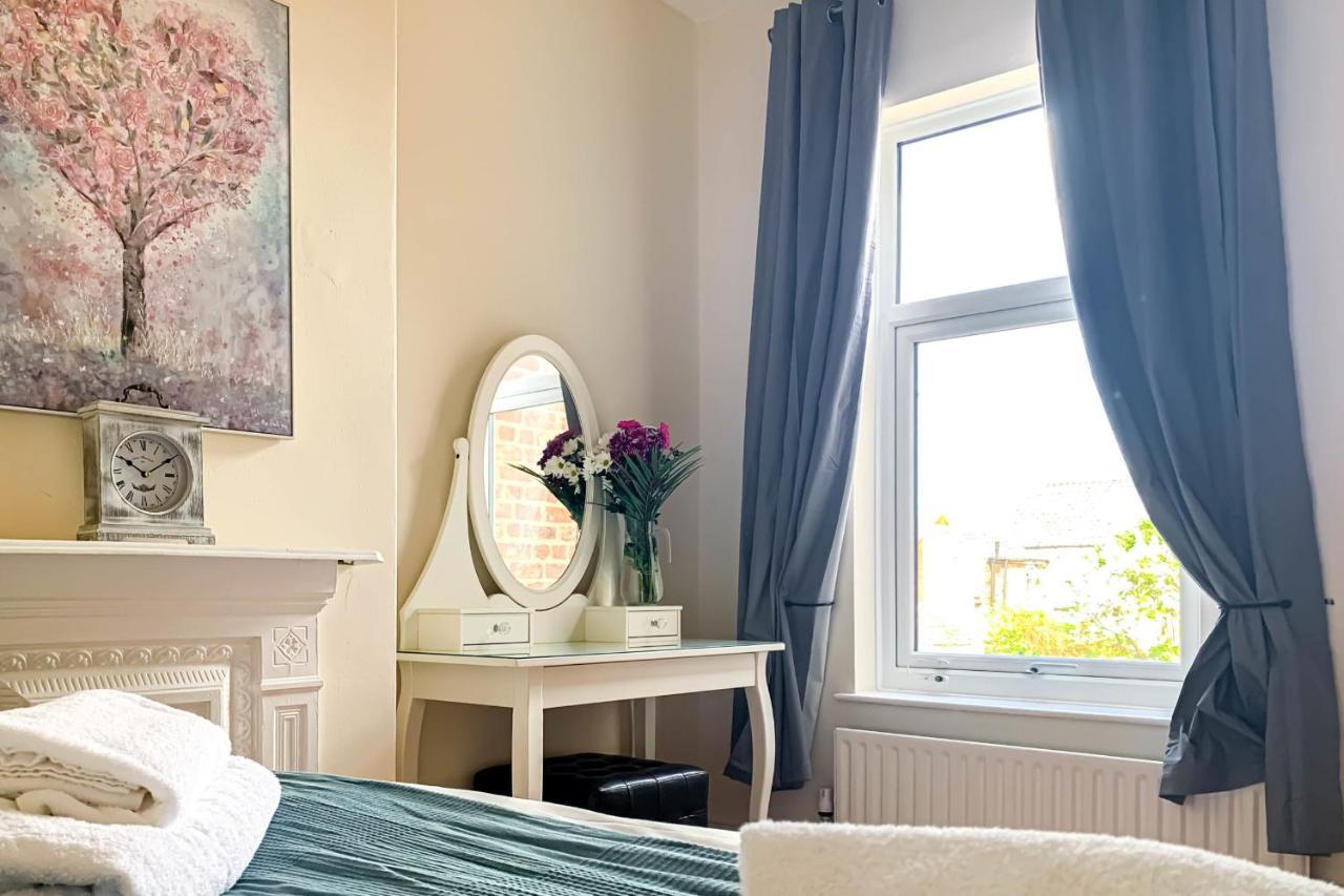 The Groves - Quaint Victorian Home - Free Parking York Luaran gambar