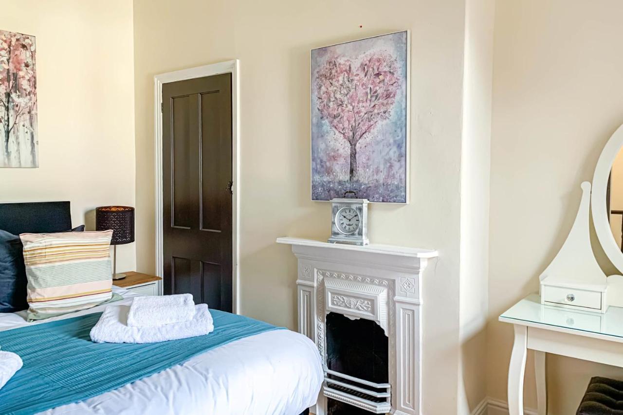 The Groves - Quaint Victorian Home - Free Parking York Luaran gambar