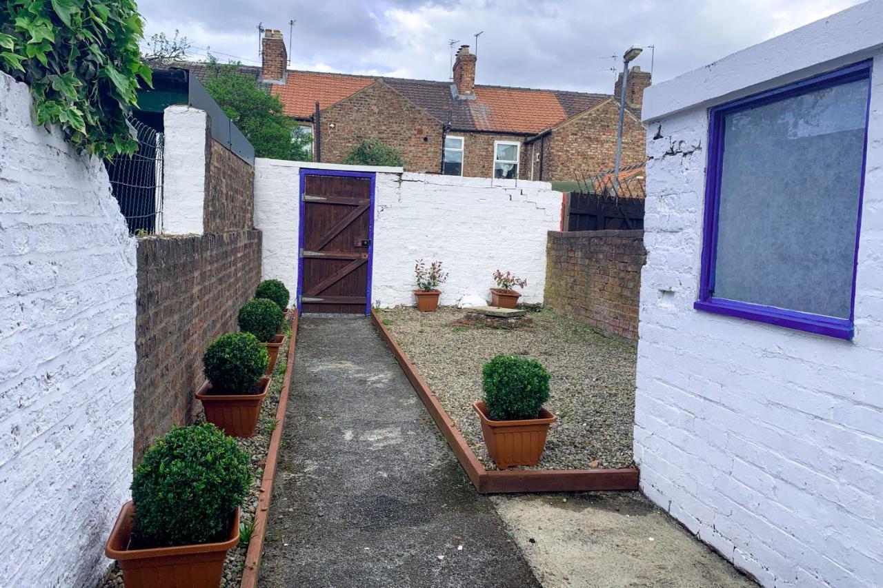 The Groves - Quaint Victorian Home - Free Parking York Luaran gambar